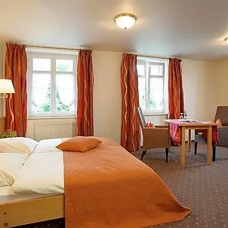 Landgasthof Zum Adler 酒店 3*