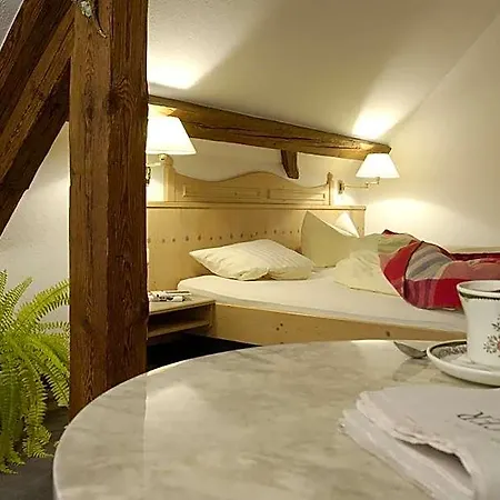 Landgasthof Zum Adler 酒店 3*