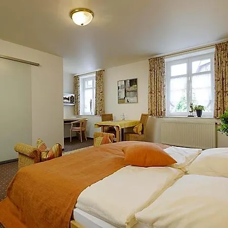 酒店 Landgasthof Zum Adler Lippertsreute